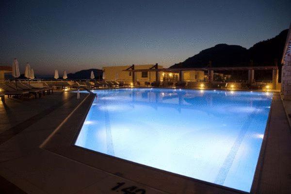 Island Blue Hotel Πεύκος Εξωτερικό φωτογραφία