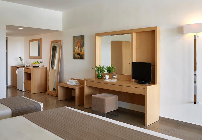 Island Blue Hotel Πεύκος Εξωτερικό φωτογραφία